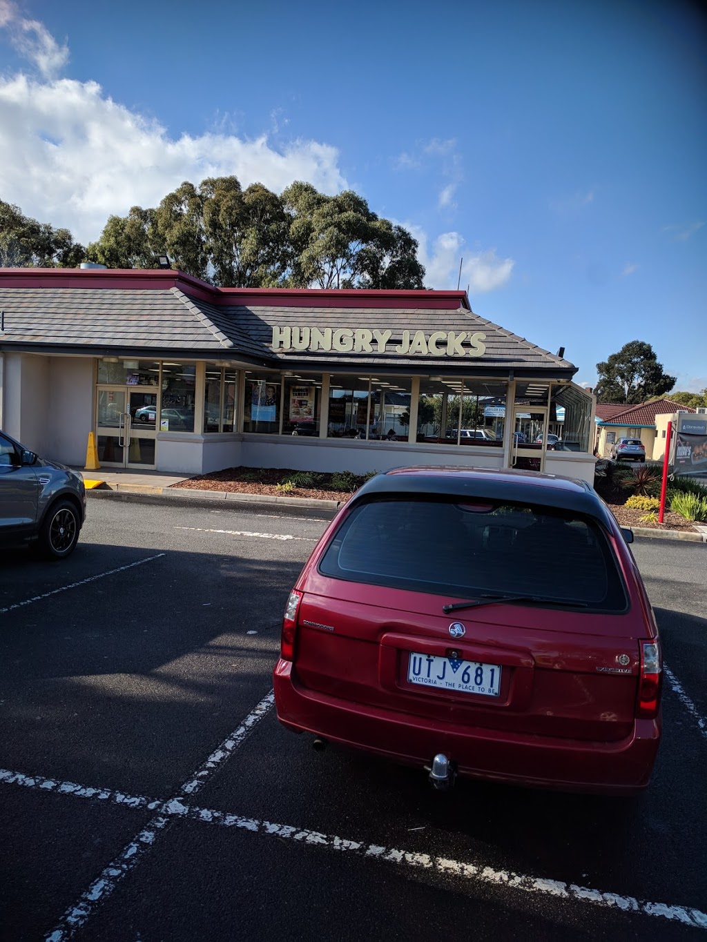 Hungry Jacks | restaurant | Keilor Shopping Centre, Taylors Rd & Arthur St, Keilor Downs VIC 3021, Australia | 0393641614 OR +61 3 9364 1614