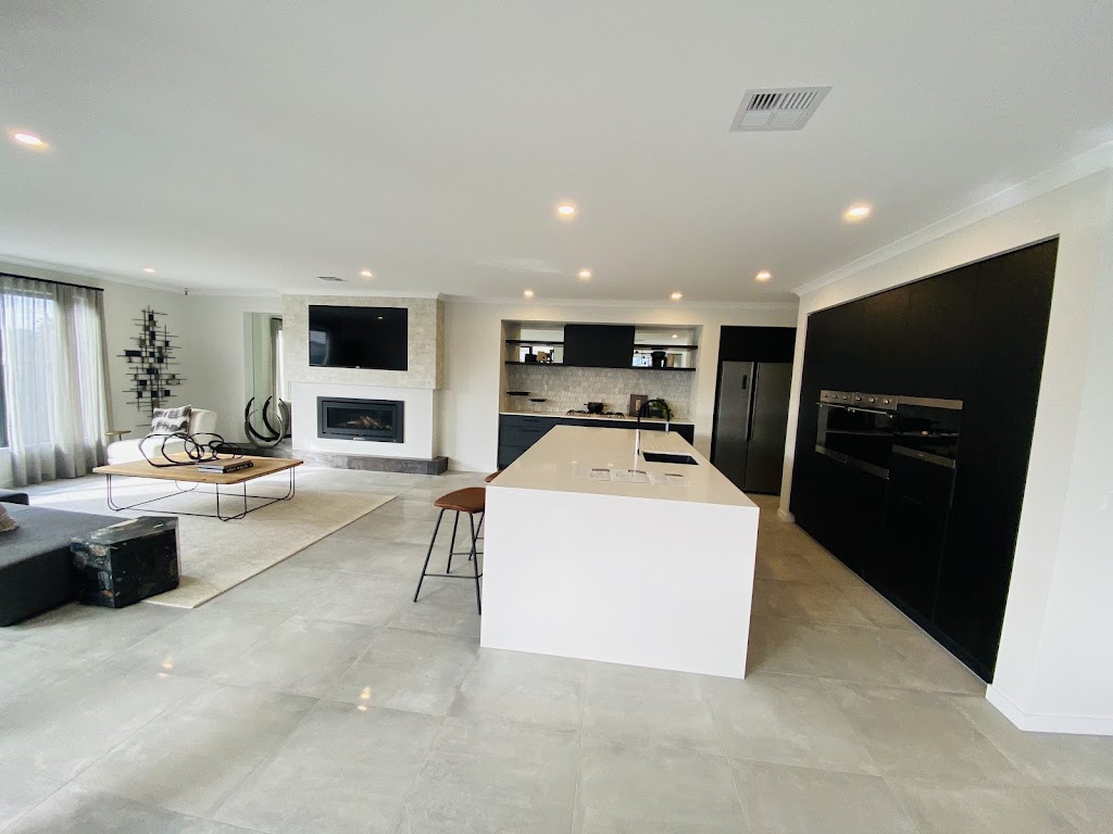 Henley - Lara Display Homes | 95 Watercourse Ave, Lara VIC 3212, Australia | Phone: (03) 8306 6045