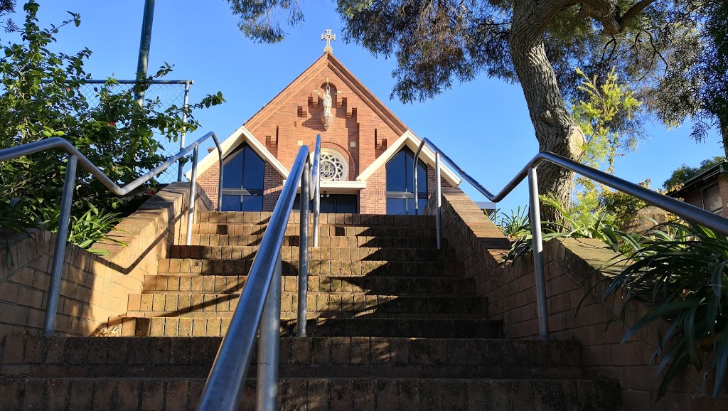 Saint Patricks Catholic Church | church | 11 Macquarie St, Wallsend NSW 2287, Australia | 0249559575 OR +61 2 4955 9575