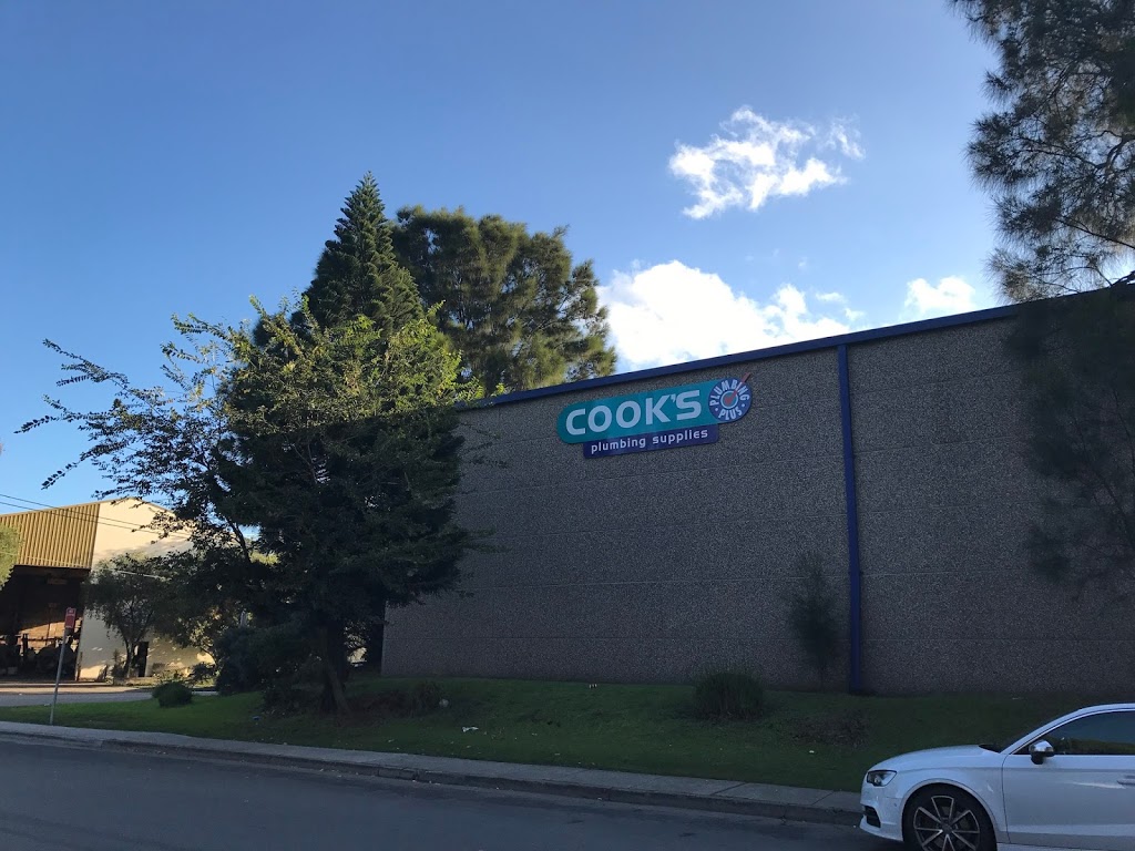 Cooks Plumbing Supplies | store | 2 Greenfield St, Banksmeadow NSW 2019, Australia | 0283362300 OR +61 2 8336 2300