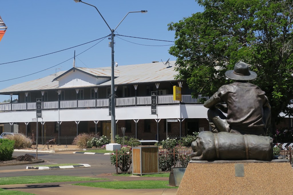 Cunnamulla Fella Statue | 23 Jane St, Cunnamulla QLD 4490, Australia | Phone: (07) 4655 8470