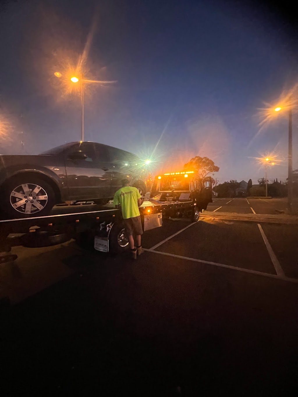 Mornington Towing |  | 864 Moorooduc Hwy, Mornington VIC 3931, Australia | 0418263154 OR +61 418 263 154