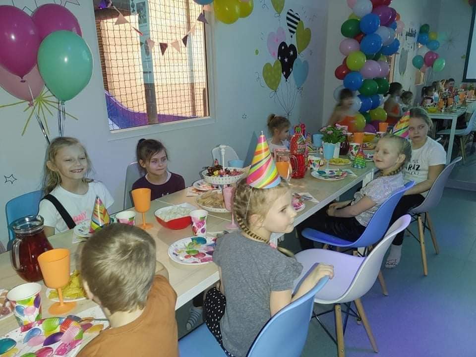 Creative Play Early Learning Centre Doncaster | point of interest | 522-524 Doncaster Rd, Doncaster VIC 3108, Australia | 0398482157 OR +61 3 9848 2157