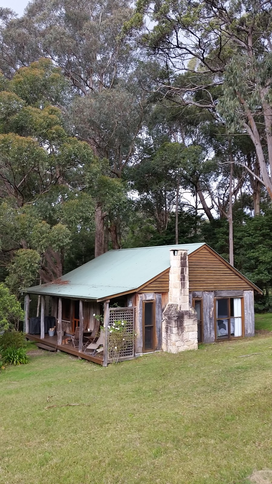Ghost Hill Road | lodging | 73 Ghost Hill Rd, Bilpin NSW 2758, Australia | 0409946677 OR +61 409 946 677