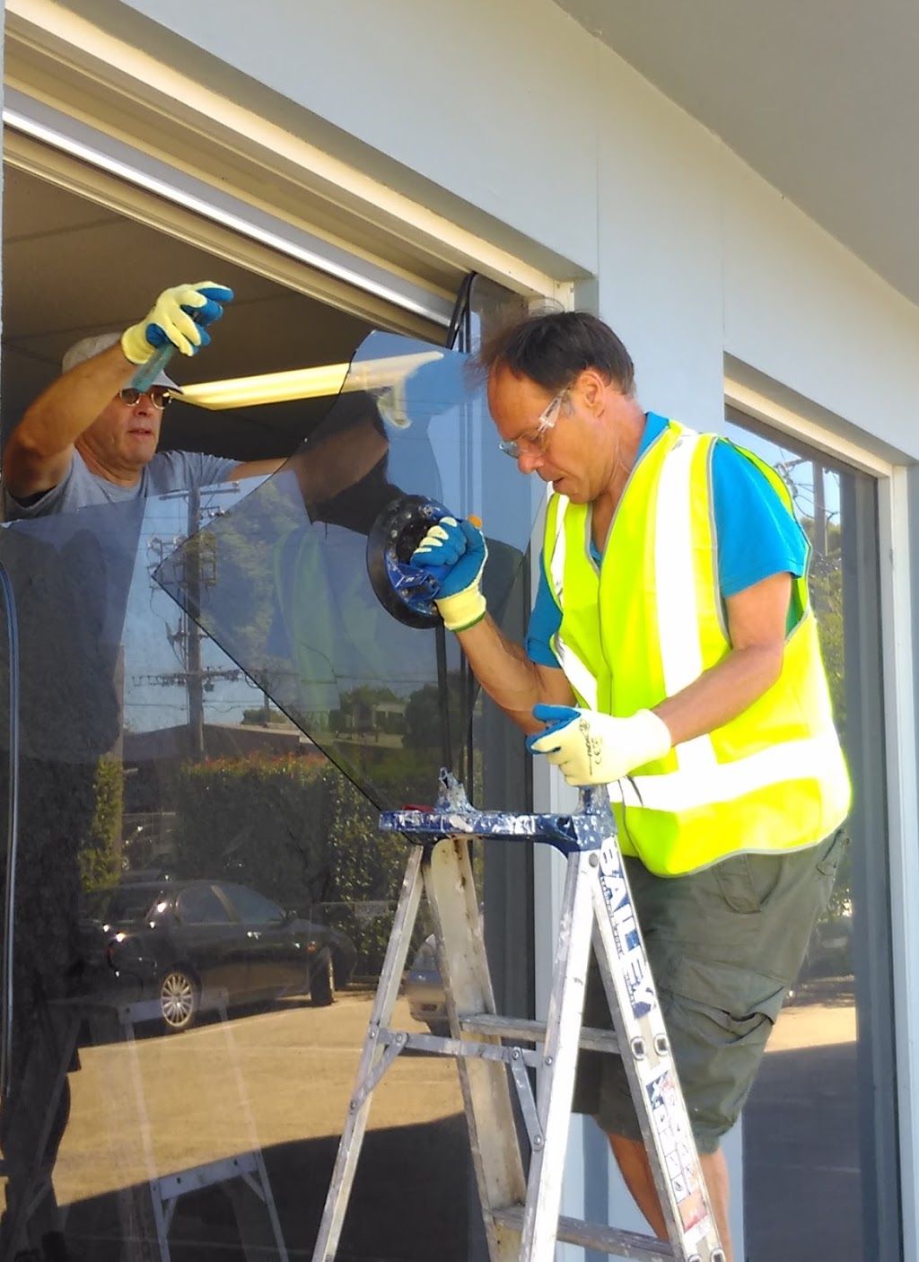 Clayton Glass & Glazing | Davanzo Ave, Clarinda VIC 3169, Australia | Phone: 0410 243 161