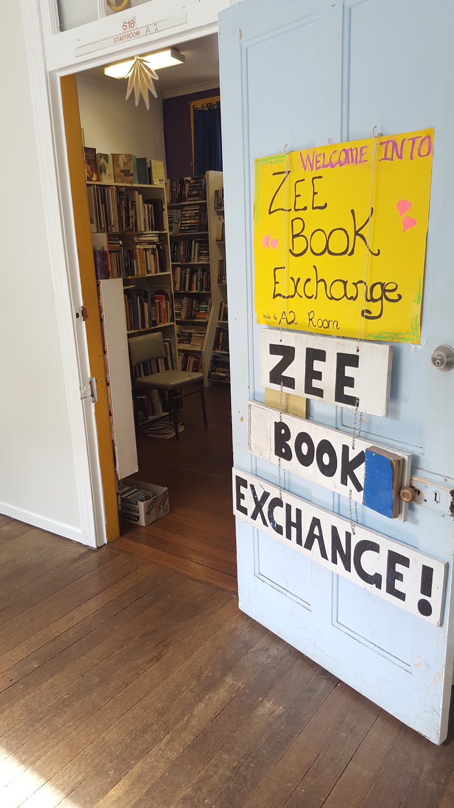 Zee Bookshop, Exchange and Consultancy Nimbin | 82 Cullen St, Nimbin NSW 2480, Australia | Phone: 0413 969 045
