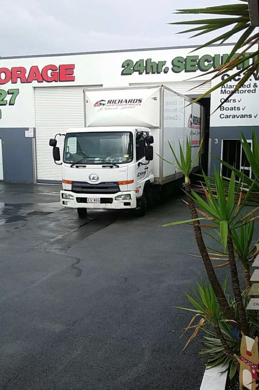 Richards Gold Coast Removals | moving company | 9 Waterdown Dr, Elanora QLD 4221, Australia | 1300093719 OR +61 1300 093 719
