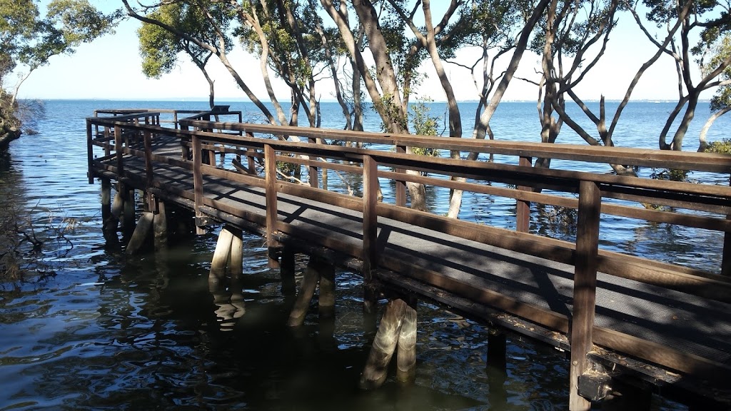Wynnum Wetlands Birdhide | park | LOT 739 Port Dr, Port of Brisbane QLD 4178, Australia