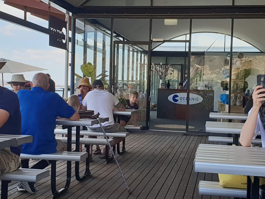 Island Cafe | cafe | 2 Ocean Street, Victor Harbor SA 5211, Australia | 0885527555 OR +61 8 8552 7555