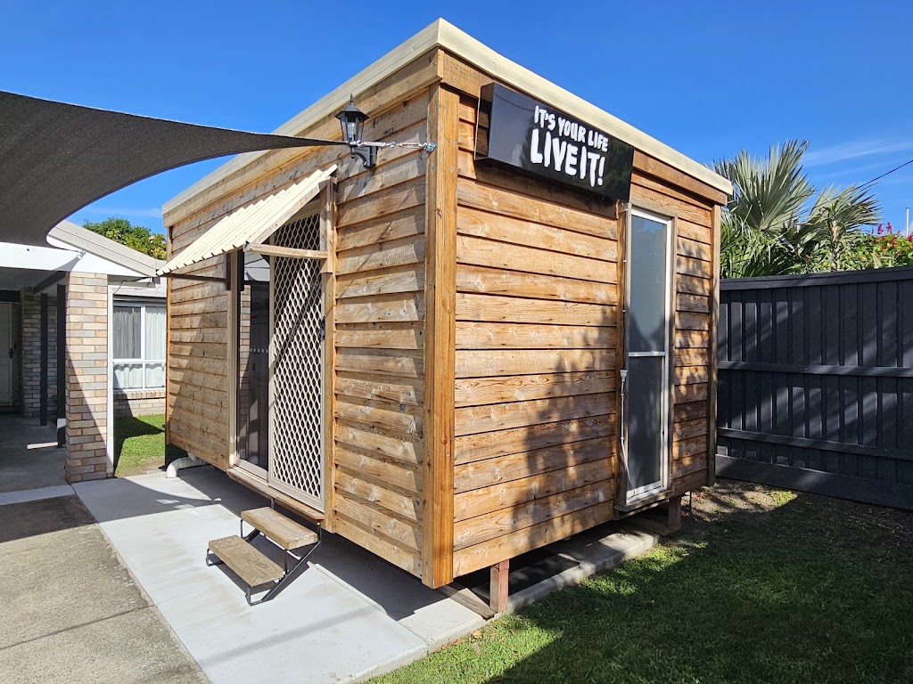 Jaden Boon Stage and Clinical Hypnotist - Hypnotherapy | Shanahan St, Redland Bay QLD 4165, Australia | Phone: 0433 326 072