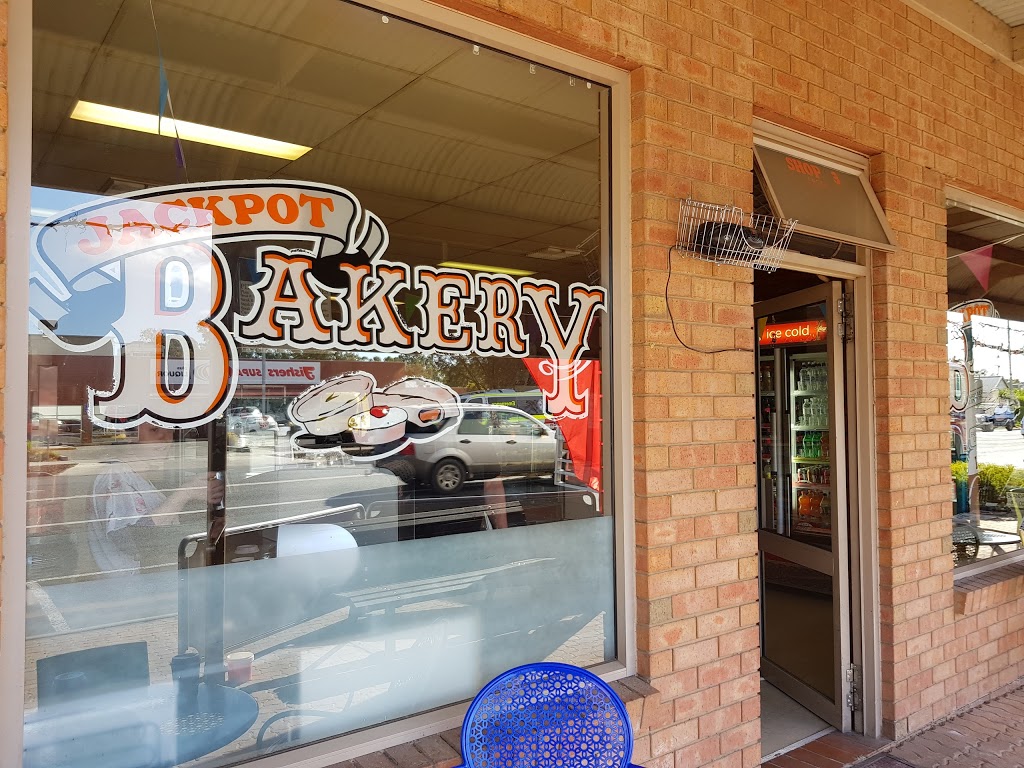 Jackpot Bakery Cafe | bakery | 3 Adams St, Wentworth NSW 2648, Australia | 0350273725 OR +61 3 5027 3725