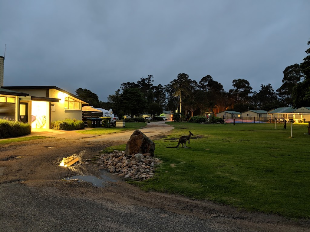 Eden Gateway Holiday Park | rv park | 99 Princes Hwy, Eden NSW 2551, Australia | 0264961798 OR +61 2 6496 1798