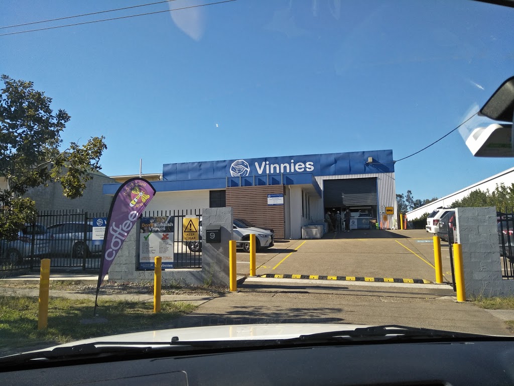 Vinnies | store | 9/11 Jijaws St, Sumner QLD 4074, Australia | 0737161230 OR +61 7 3716 1230