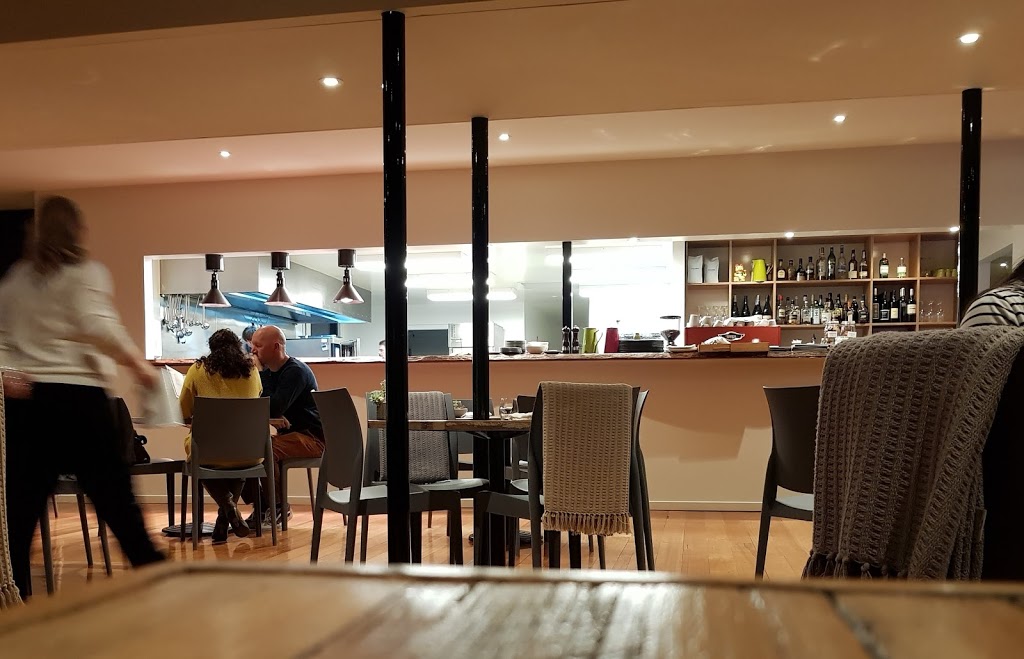 Driftwood Restaurant | Drifttwood Restaurant, 13 North Terrace, Lauderdale TAS 7021, Australia | Phone: (03) 6248 1162