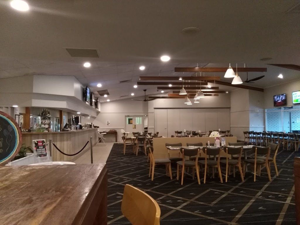 The Maraboon Tavern | restaurant | Corner Hospital Road &, Esmond St, Emerald QLD 4720, Australia | 0749820999 OR +61 7 4982 0999