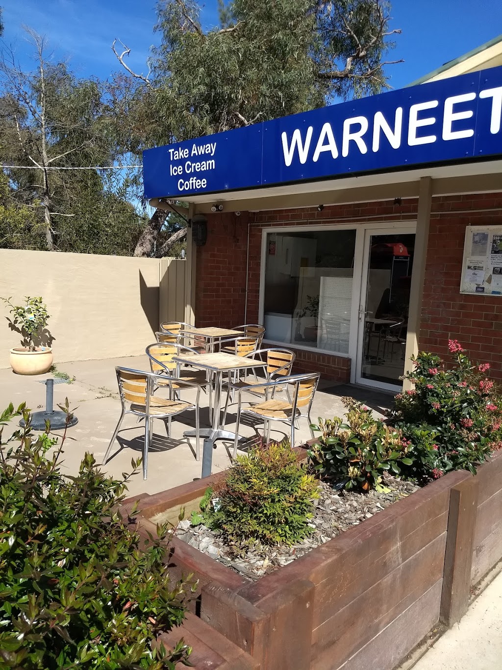 Warneet General Store | store | 6 Culgoa St, Warneet VIC 3980, Australia | 0359987235 OR +61 3 5998 7235