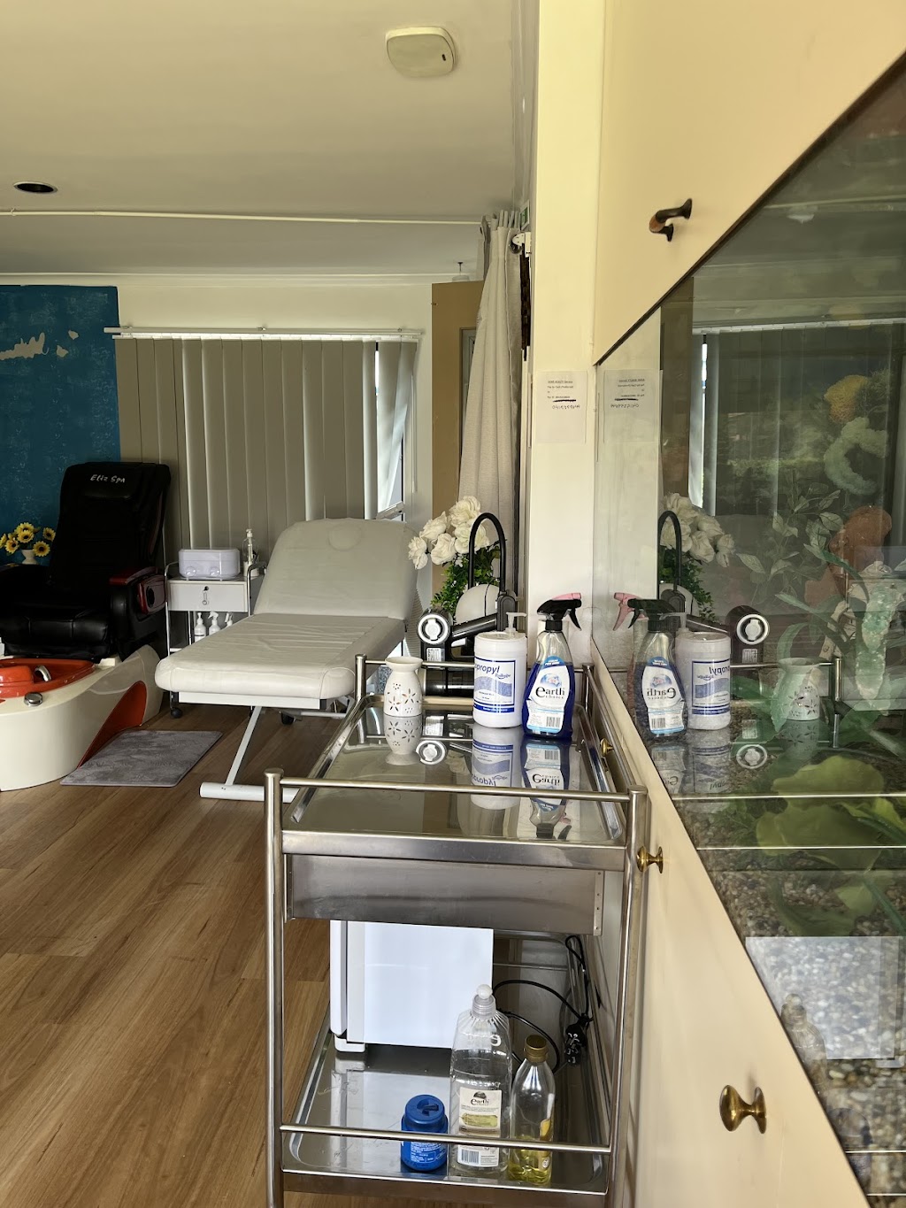 Akme Beauty Service | 43 Logan St, Eglinton NSW 2795, Australia | Phone: 0415 359 644