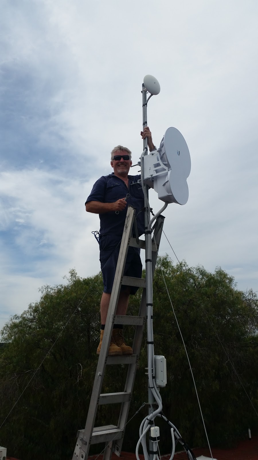 J & C Antenna Services | 20 Arlene Dr, Skye VIC 3977, Australia | Phone: 0418 314 272