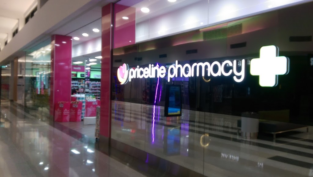 Priceline Pharmacy Fairfield Central | store | Fairfield Central Shopping Centre, 26-28 Lakeside Dr, Idalia QLD 4811, Australia | 0747782095 OR +61 7 4778 2095