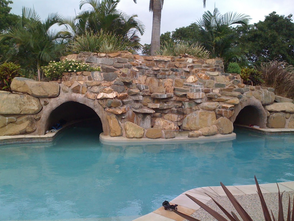 On Top Pool Service Mackay | 13 Stuart Hindle Dr, Mackay QLD 4740, Australia | Phone: 0409 934 353