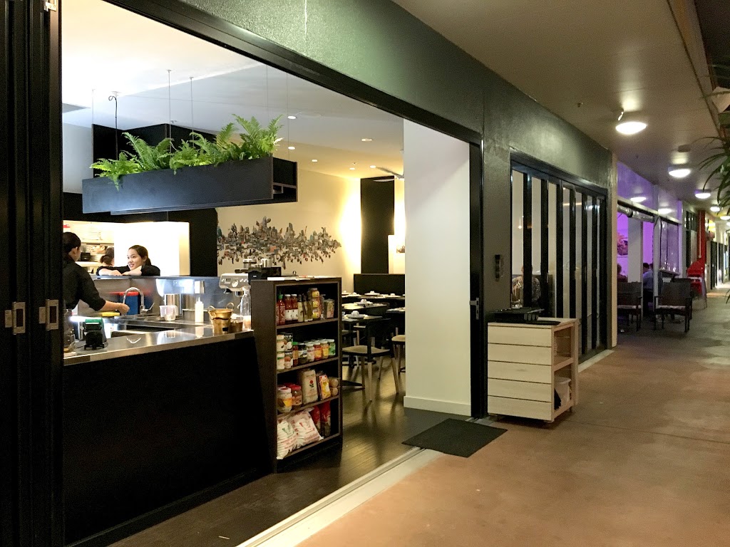 Yim Thai Middle Park | restaurant | Park Village Shopping Centre, 18/92 Horizon Dr, Middle Park QLD 4074, Australia | 0737158646 OR +61 7 3715 8646