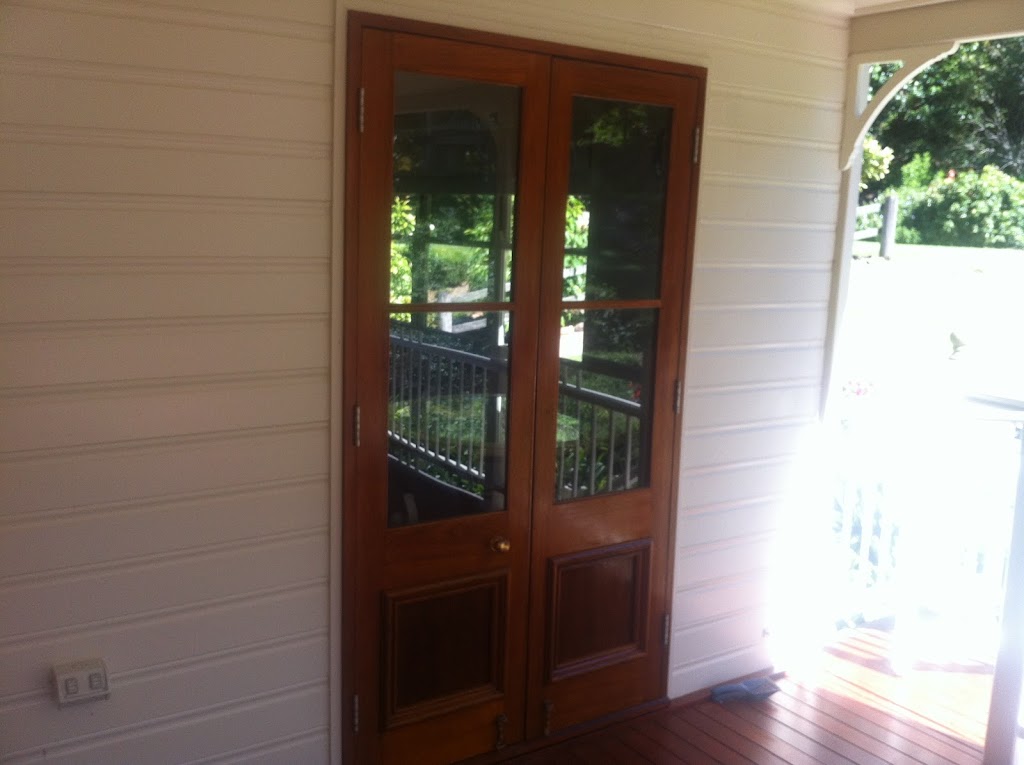 Lowrie painters | 5 Borneo Ct, Tamborine Mountain QLD 4272, Australia | Phone: 0422 948 753