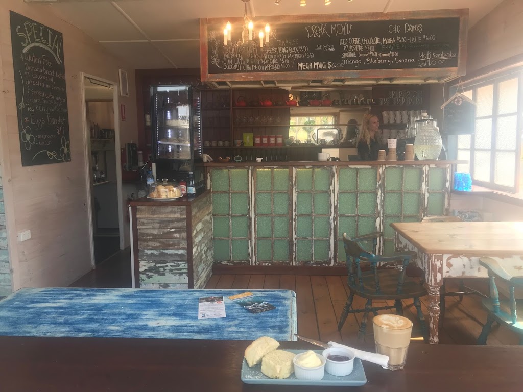 Sea Gypsy Boutique Cafe | cafe | 2/31 Zunker St, Burnett Heads QLD 4670, Australia | 0477702094 OR +61 477 702 094
