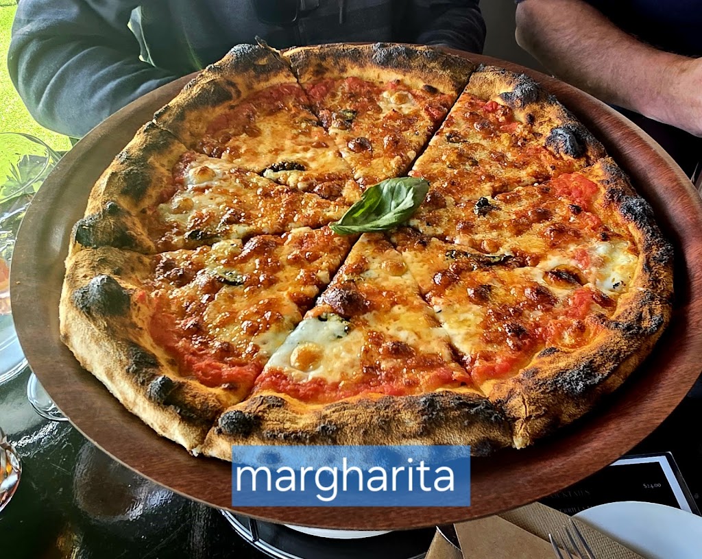 Foxdog Distillery | Sunnyside Farm, 312 Tomakin Rd, Mogo NSW 2536, Australia | Phone: 1800 369 364