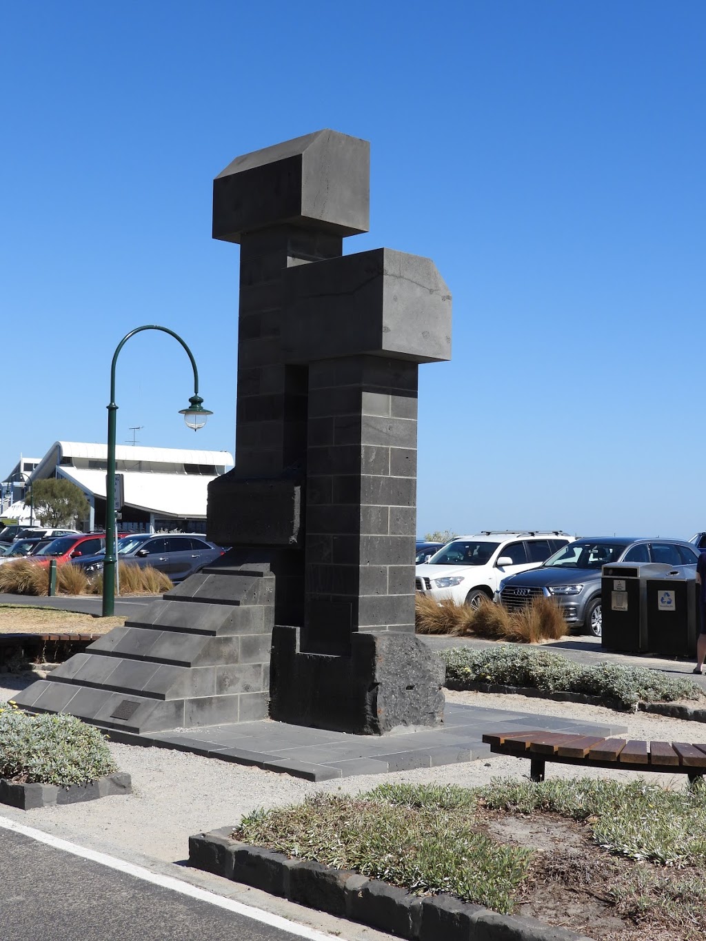 Bicentennial Memorial | Beach St, Port Melbourne VIC 3207, Australia | Phone: (03) 9209 6777
