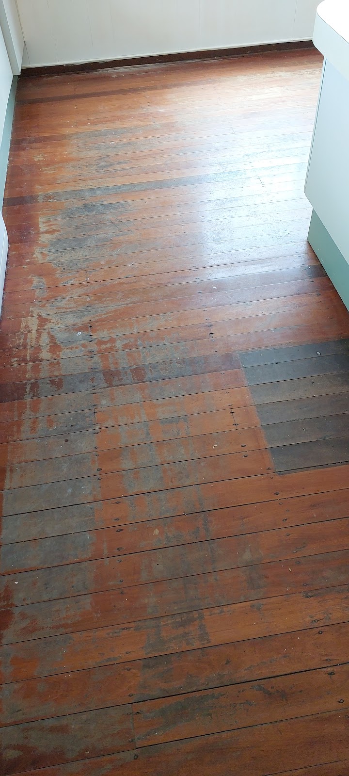 Signature Sanding | 10 Rabaul Ave, Runaway Bay QLD 4216, Australia | Phone: 0452 646 938