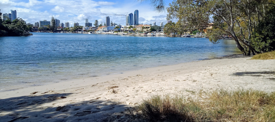 Gold Coast Fishing Spots - Franquin Park | Gibraltar Dr, Surfers Paradise QLD 4217, Australia