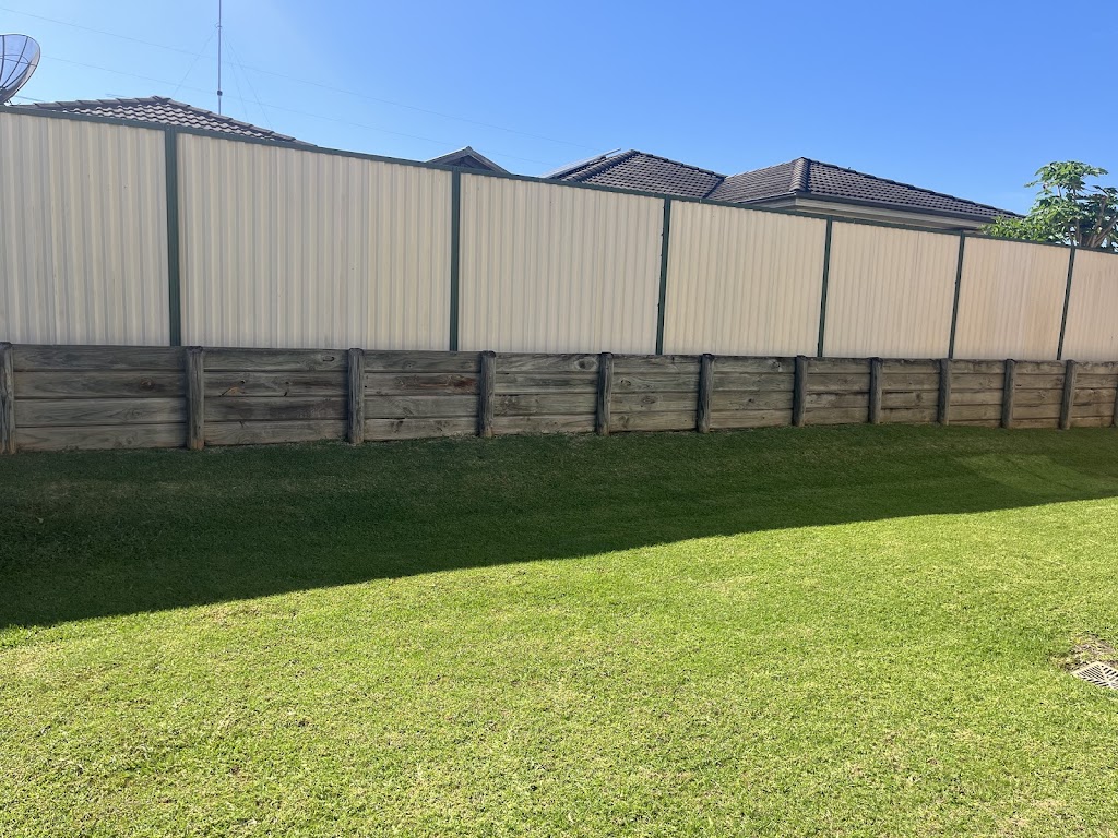 Living Green Outdoors | 8A Tern Pl, Hinchinbrook NSW 2168, Australia | Phone: 0452 502 852