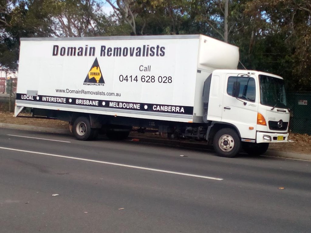Domain Removalists | moving company | 27 Challenor St, Rockville QLD 4350, Australia | 0414628028 OR +61 414 628 028