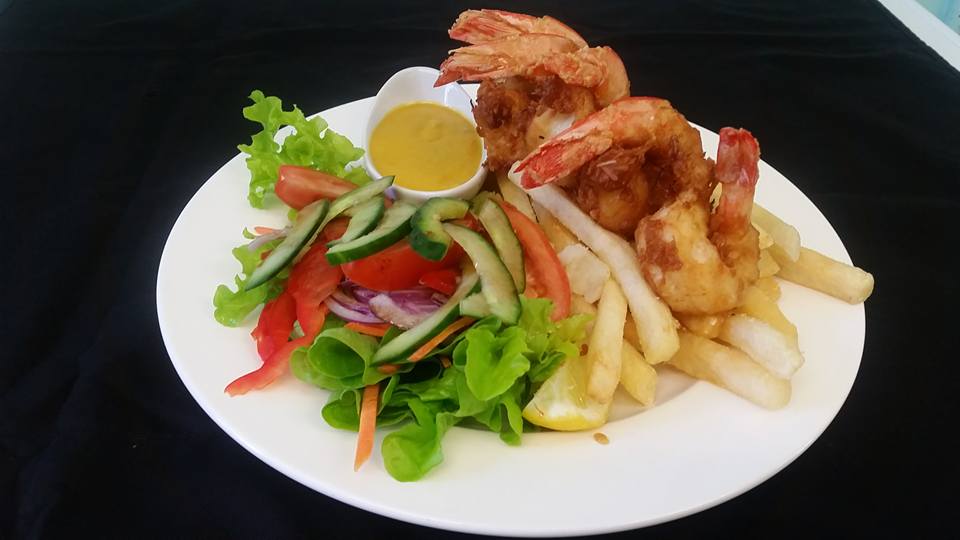 Waterfront Restaurant | Pulgul St & Kent St, Urangan QLD 4655, Australia | Phone: (07) 4194 6733