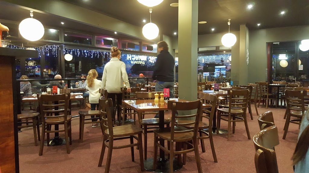 Nicks Cafe and Authentic Thai Restaurant | cafe | 251-269 Esplanade, Lakes Entrance VIC 3909, Australia | 0351555160 OR +61 3 5155 5160