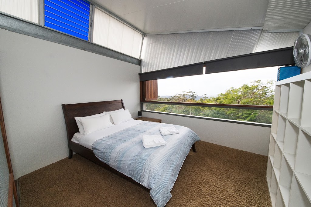 Sky House | lodging | 8 Areca Ct, Tamborine Mountain QLD 4271, Australia | 0755454411 OR +61 7 5545 4411