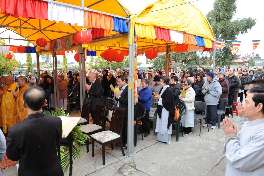 Chùa Bảo Minh (Buddhist Temple) | place of worship | 321-323 Kingston Rd, Clarinda VIC 3169, Australia | 0385550604 OR +61 3 8555 0604