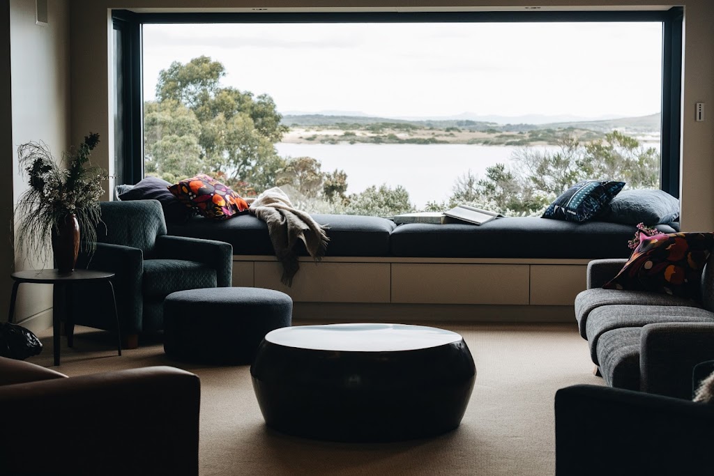 Faraway on Flinders Island | 53 Franklin Parade, Lady Barron TAS 7255, Australia | Phone: 0407 505 022