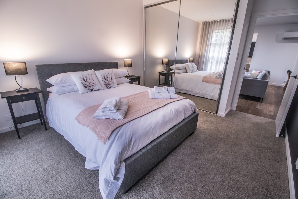 The Vines Bed & Breakfast | lodging | 287 McLaren Flat Rd, McLaren Flat SA 5171, Australia | 0404677279 OR +61 404 677 279