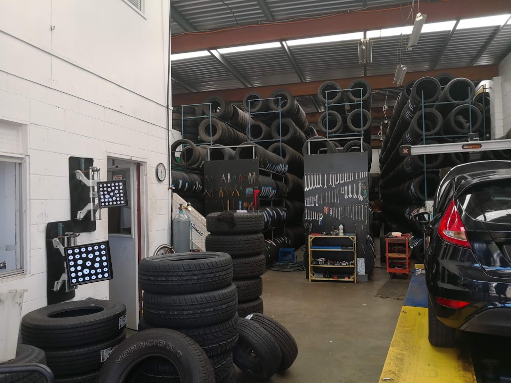 Treads for Tyres | car repair | 43 Snook St, Clontarf QLD 4019, Australia | 0415812922 OR +61 415 812 922