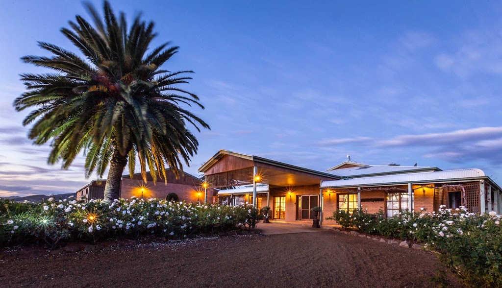 Strathearn Park Lodge | 2022 New England Hwy, Scone NSW 2337, Australia | Phone: (02) 6545 3200