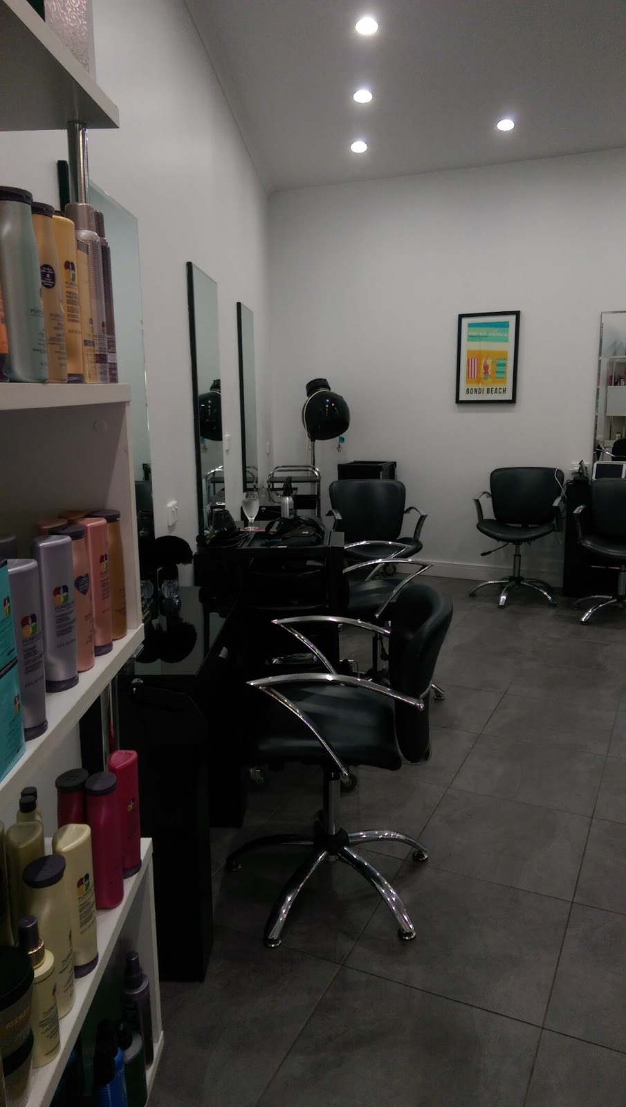 Buderim Hairworks | hair care | 4 Lindsay Rd, Buderim QLD 4556, Australia | 0754451533 OR +61 7 5445 1533