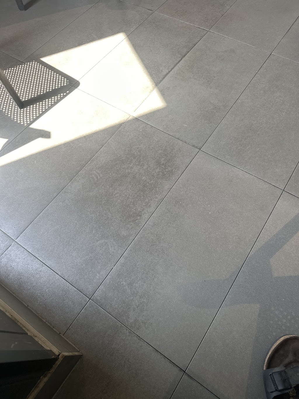 Tile Grouting | 162A Croudace Rd, Elermore Vale NSW 2287, Australia | Phone: 0450 544 501