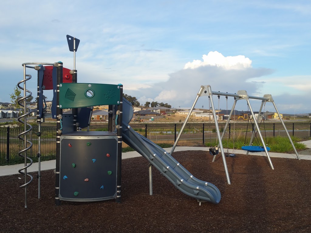 Playground | park | Kavangal Cct, Ngunnawal ACT 2913, Australia