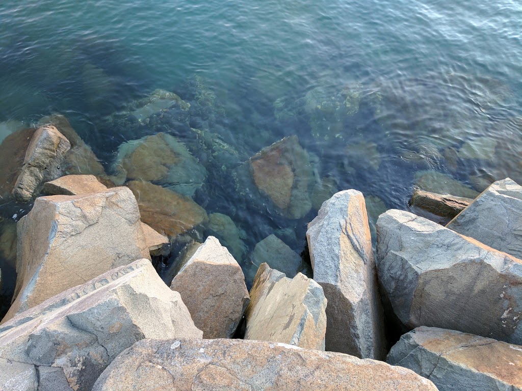 Rock wall Mooloolaba | park | Mooloolaba QLD 4557, Australia