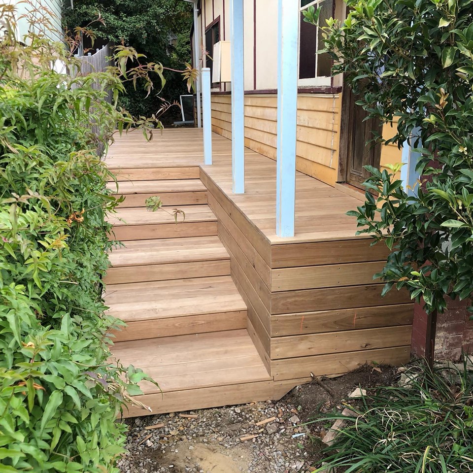 Lovet Decking & Fencing Services - Decks | Pergolas | Patios | A | roofing contractor | Servicing all Blue Mountains & Penrith suburbs, Katoomba, Springwood, St Marys Winmalee, Faulconbridge, Emu Plains, Blaxland, Glenbrook, Hazelbrook Wentworth Falls, Blackheath, Jordan Springs, Kingswood, 29 Wyoming Ave, Valley Heights NSW 2777, Australia | 0405238662 OR +61 405 238 662