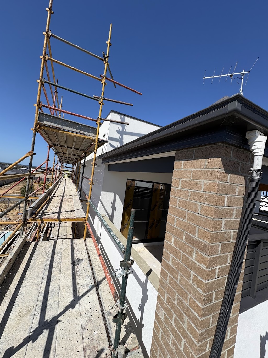 TJ PAINTING GROUP PTY LTD | 73 Wattlebird Dr, Lara VIC 3212, Australia | Phone: 0414 548 607
