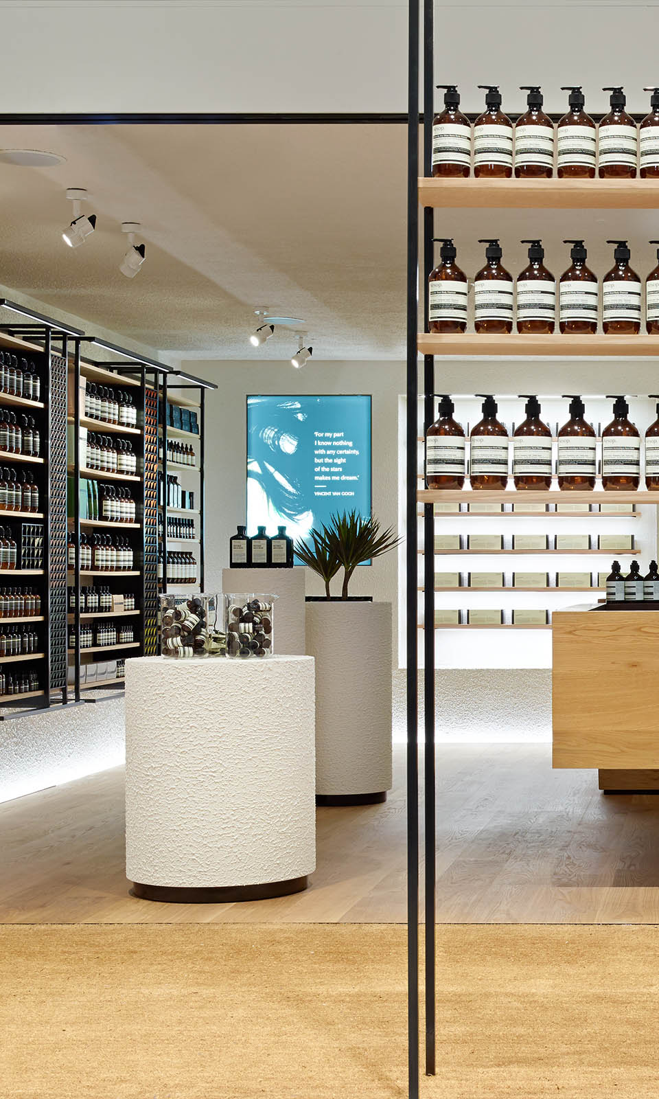 Aesop Indooroopilly | store | Shipping Centre, shop 2042 level 2/322 Moggill Rd, Indooroopilly QLD 4068, Australia | 0733786155 OR +61 7 3378 6155