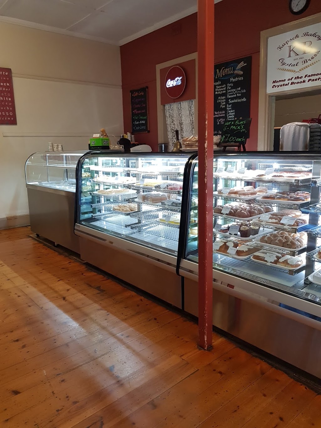 Kupsch Bakery | bakery | 46 Bowman St, Crystal Brook SA 5523, Australia | 0886362089 OR +61 8 8636 2089