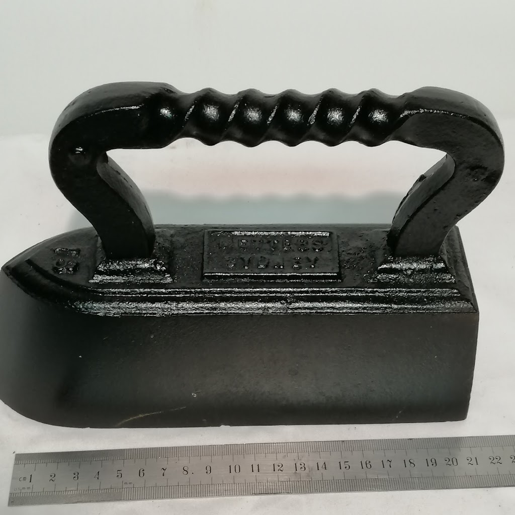 Audia Collection | 1580 Logan Rd, Mount Gravatt QLD 4122, Australia | Phone: 0402 388 103